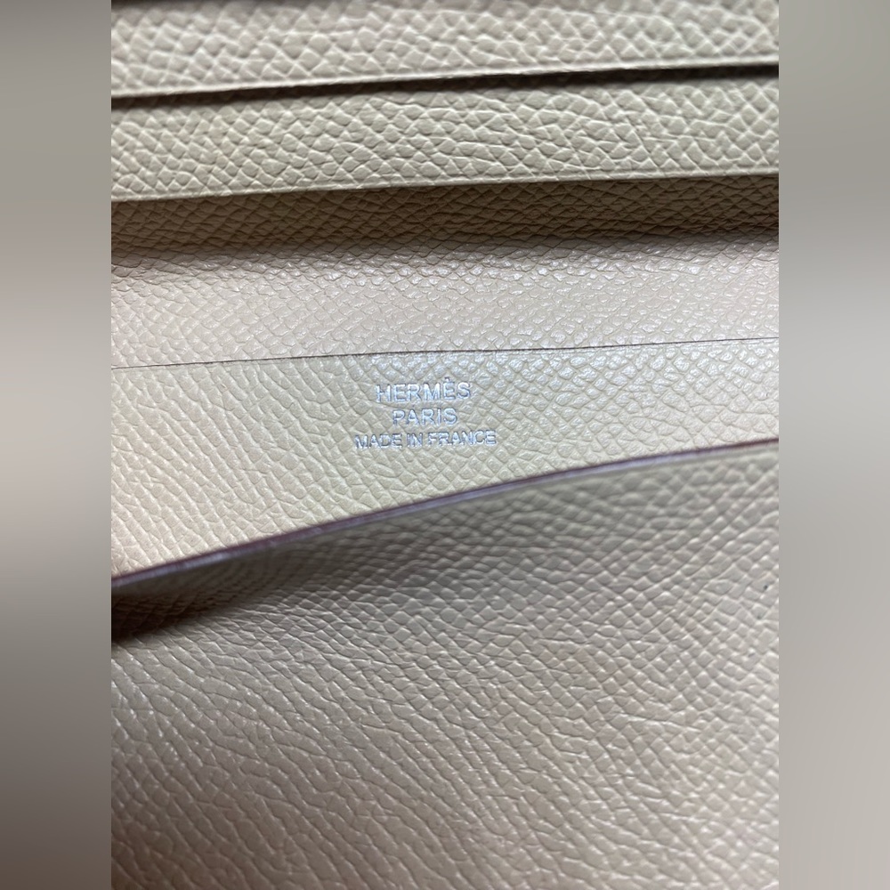 Hermes Citizen Wallet - Picture 3 of 9